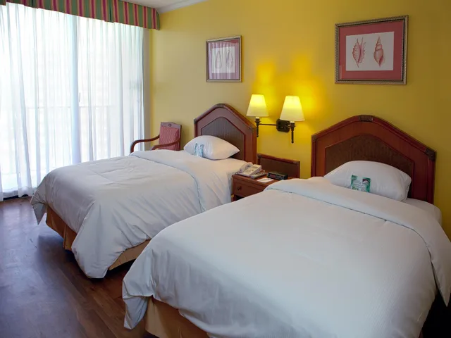 Beach, Twin Beds، Guam Reef Olive Spa Resort 3/3