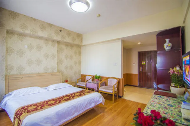 غرفة سوبيريور بسرير كوين، Golden Tree Business Hotel 4/6