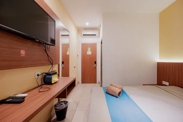 غرفة سوبيريور، Sans Hotel Roxy Jakarta 3/4