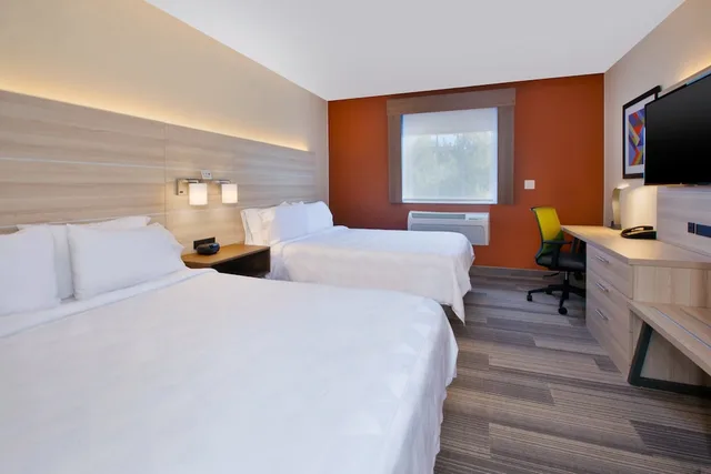 غرفة قياسية بسريرين كوين لذوي الإعاقة، Holiday Inn Express Hotel And Suites Absecon Atlantic City Area 2/6