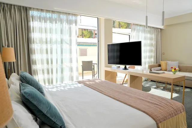 Baby Room, King Bed، Stratos Hotel Athens, Vassilicos House of Hospitality 3/10