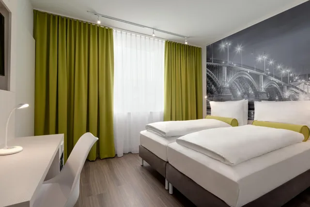 غرفة قياسية بسرير فردي، Super 8 by Wyndham Chemnitz 3/10
