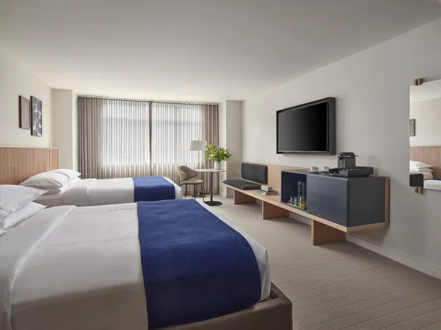 غرفة بريميوم بسريرين كوين بإطلالة على المدينة، Hotel Aka Boston Common 1/3