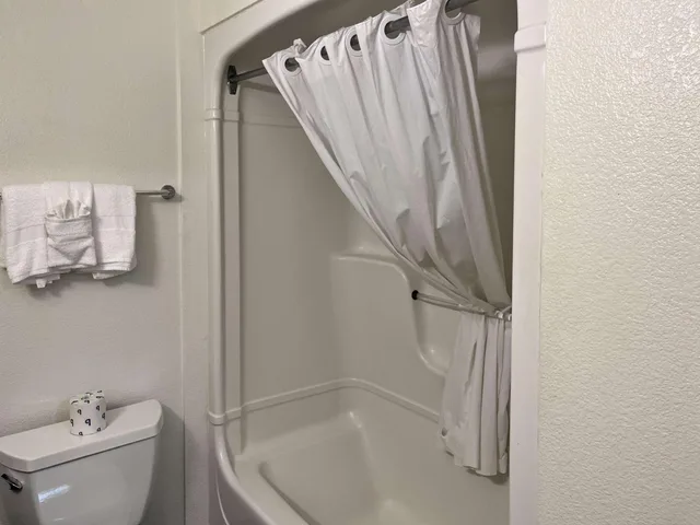 غرفة بسرير كوين لذوي الإعاقة، Motel6 Belmont, CA San Francisco Redwood City 7/7