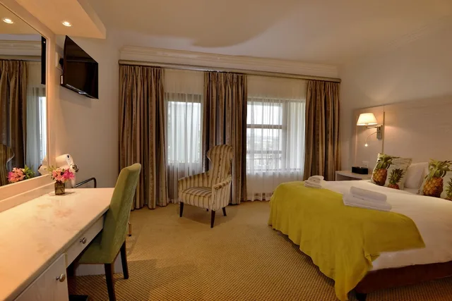 غرفة فاخرة بسرير مزدوج، Val Du Charron Coach House 6/10