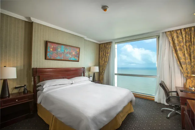 Master, Suite, Single, King Bed, Ocean Front, Catalonia Santo Domingo 3/8