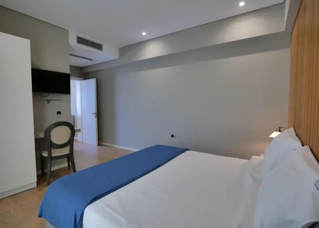 جناح بإطلالة على البحر بشرفة، Blue Sky Hotel 7/10