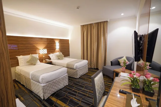 3 Bedrooms, Family Suite, 4 Beds, Lamar Ajyad 2 - Tower B 1/4