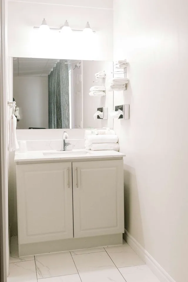 غرفة بسريرين كوين بمطبخ صغير، SureStay by Best Western Kapuskasing 4/4