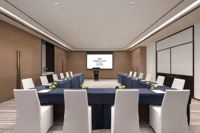 Crowne Plaza Jinan Runhua Hotel by IHG، جينان 40/50