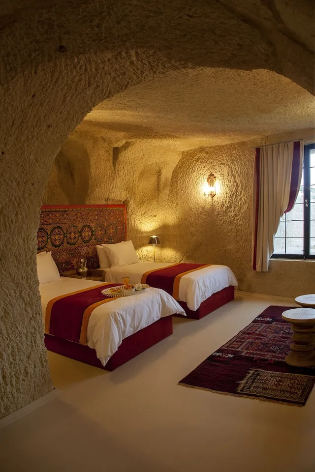 جناح عائلي بسريرين منفصلين وسرير كينج، Hezen Cave Hotel 1/2