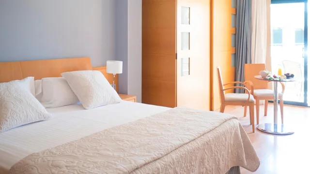 غرفة بسرير مزدوج أو سريرين منفصلين، Clipper and Villas 3/10