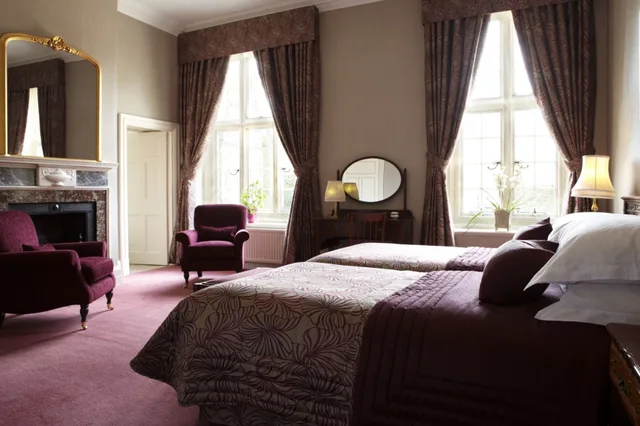 Deluxe, Double Bed, Tylney Hall 4/4