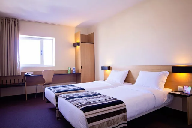غرفة سوبيريور بسريرين منفصلين، Park Hotel Porto Valongo 1/6