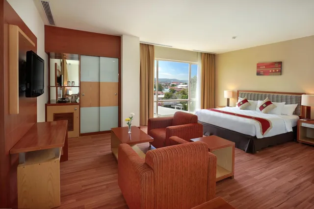 غرفة تنفيذية كلوب، SWISS-BELHOTEL MALEOSAN MANADO 2/10