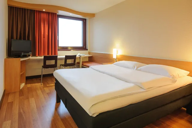 Standard, Multiple Beds، Ibis Wien Mariahilf 1/8