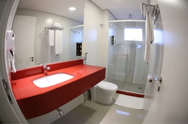 شقة ديلوكس ثلاثية بسرير كينج وسرير فردي، Holiday And Business Hotel 2/2