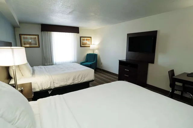 غرفة قياسية بسريرين كوين، MainStay Suites Knoxville North I-75 3/10