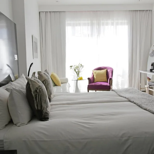 Grand, Pool, Deluxe, Double Bed، Dysart Boutique Hotel 2/4