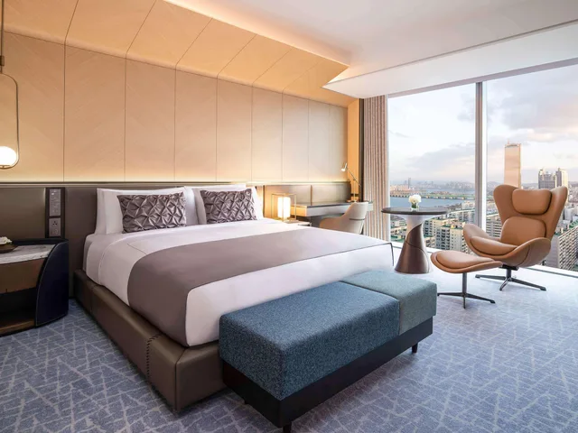 جناح بريميير بسرير كينج وسريرين منفصلين بغرفتي نوم، Fairmont Ambassador Seoul 5/23