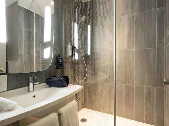 غرفة قياسية بسرير فردي، Hotel ibis Brussels off Grand Place 7/8