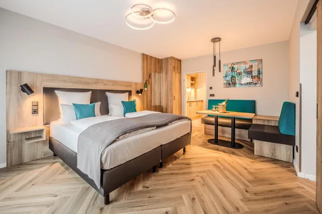غرفة ديلوكس عائلية بسريرين كوين بشرفة بمطبخ، Room in B&B - Studio for 2 People in Hamburg Mitte, Cozy and Modern 1/1