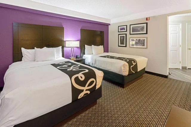غرفة ديلوكس بسريرين مزدوجين، La Quinta Inn and Suites by Wyndham Phoenix Scottsdale 6/8