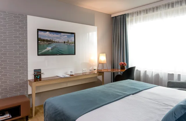 غرفة كومفورت، Leonardo Hotel Zurich Airport 2/2