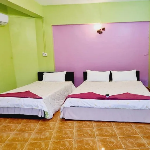 غرفة ثلاثية، Royal Land Mae Klong Hotel 1/10