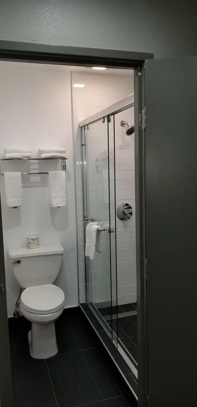 جناح استوديو بسرير كينج، Quality Inn And Suites Vacaville, CA 5/5