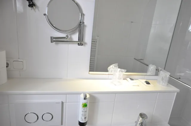 غرفة قياسية مفردة، Acanthushotel Munich 8/9