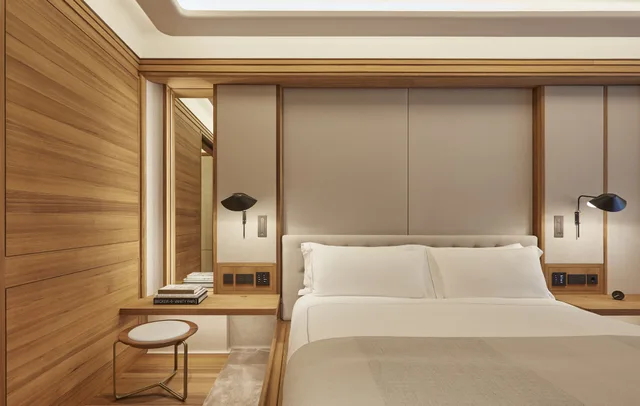 جناح جونيور بسرير كينج بشرفة، THE BERKELEY HOTEL 3/7
