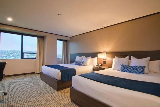 غرفة قياسية بسريرين مزدوجين، Grand Hotel Tijuana 1/9