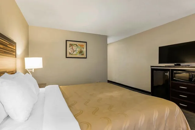 Deluxe, King Bed, Quality Inn Fallbrook I 15 3/5