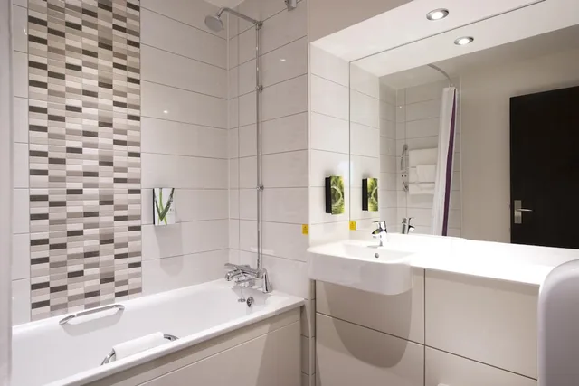 غرفة قياسية بسرير مزدوج، Premier Inn Whitley Bay 2/2