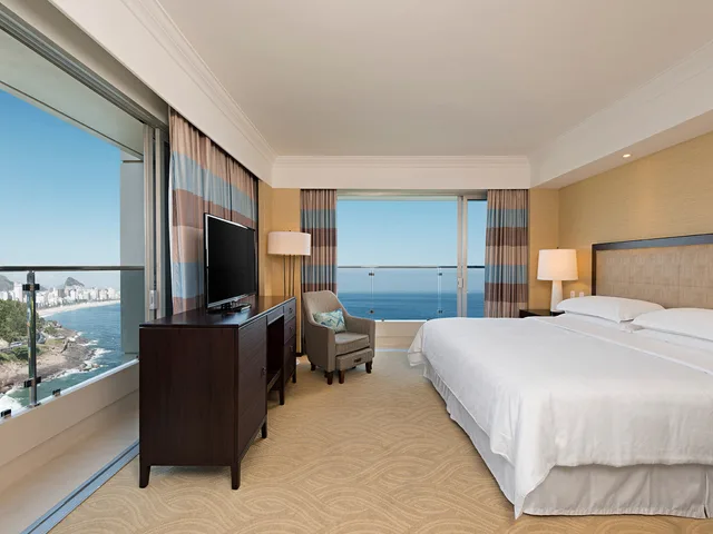 جناح تنفيذي بسرير كينج، Sheraton Grand Rio Hotel & Resort 1/1