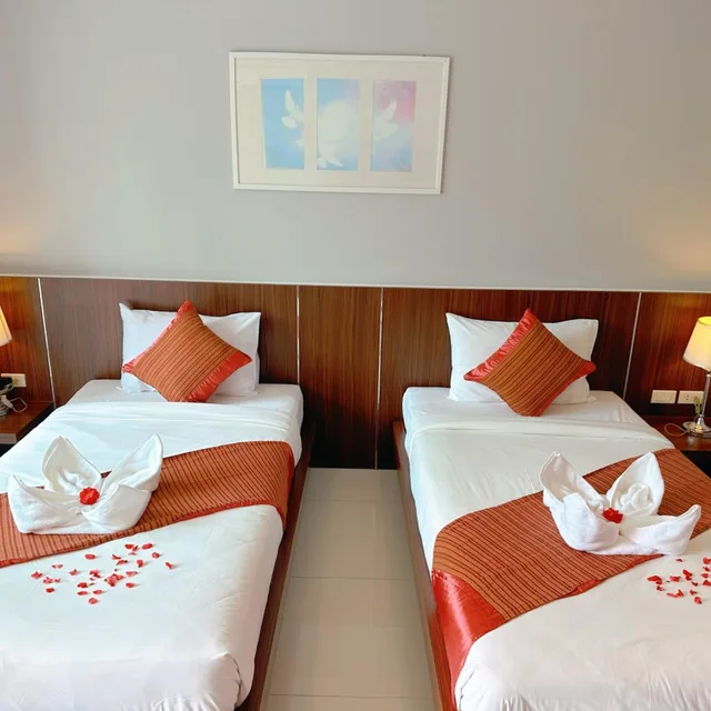 Deluxe, Twin Beds, Pool Access, Ahad Suite Ao Nang 9/10