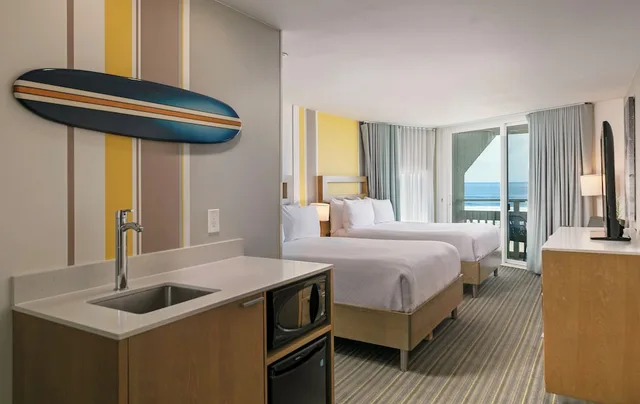 غرفة بريميير بسريرين كوين بإطلالة على البحر بشرفة، The Wayfarer San Diego 8/8