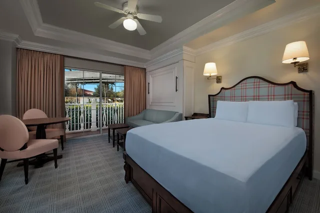 Resort, Studio, 2 Queen Beds, with View, Accessible، The Villas at Disneys Grand Floridian Resort and Spa 4/6