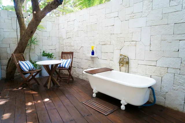 Lula, Suite, Beach Side, Ground Floor، La Zebra, a Small Luxury Hotel 4/4