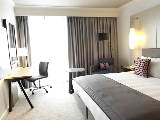 غرفة بريميوم بسرير كينج مع دخول صالة النادي، Crowne Plaza Harrogate 6/10