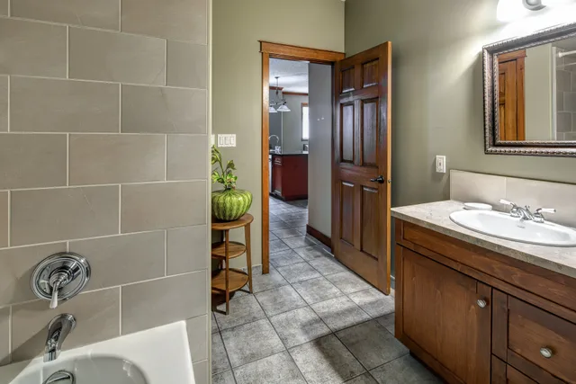 جناح بغرفتي نوم بإطلالة، Bighorn Meadows Resort 4/4