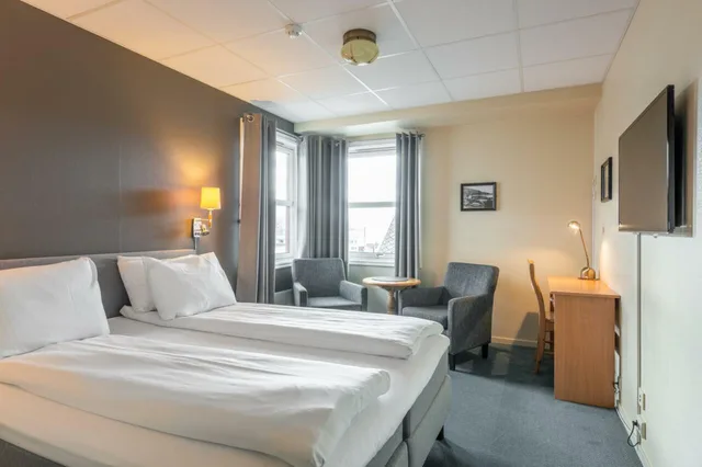 غرفة قياسية بسرير مزدوج، Sure Hotel by Best Western Ole Tobias 1/6