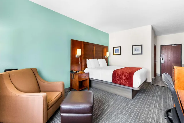 غرفة بسرير كوين، Comfort Inn Marion 1/5
