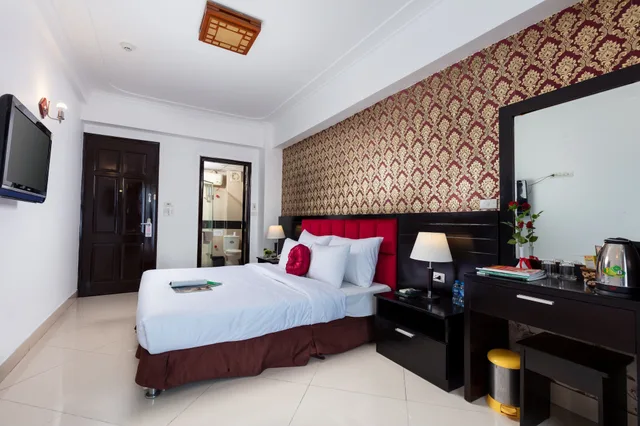 غرفة ديلوكس بسرير مزدوج بإطلالة على النهر، Amore Hotel 1/2