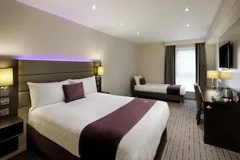 غرفة ثلاثية، Premier Inn London Eltham 1/1