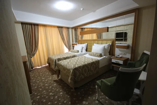 غرفة ثلاثية بثلاثة أسرّة، Grand Corner Boutique Hotel 1/3