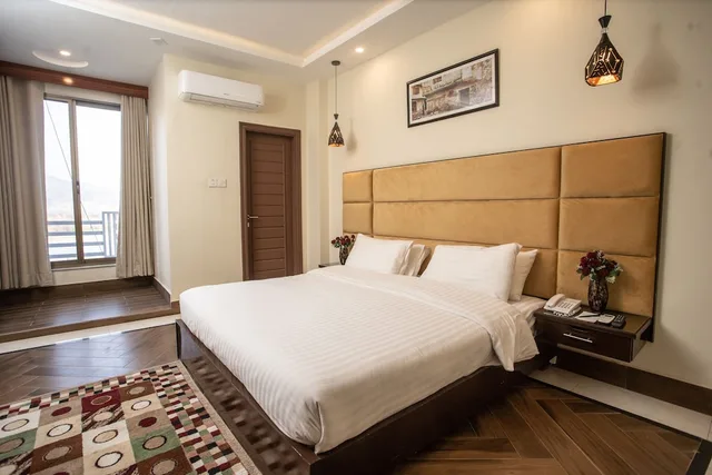 جناح جونيور بسرير مزدوج وسريرين منفصلين، Hotel One Swat 1/1
