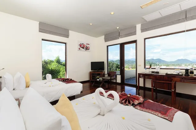 غرفة بسريرين منفصلين بشرفة، Luang Prabang View Hotel 2/10