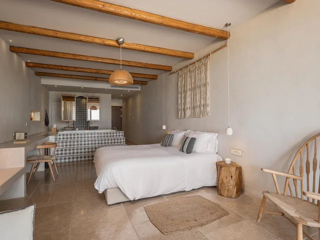 جناح بإطلالة على البحر، The Theodore Boutique Hotel 1/10